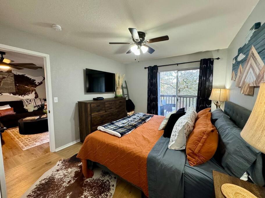 Modern Comfort: Updated Cozy Condo In Indian Point Branson Eksteriør bilde