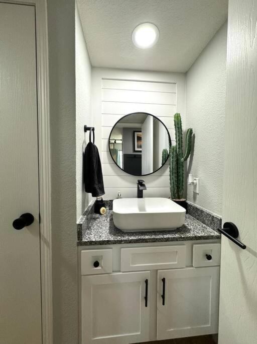 Modern Comfort: Updated Cozy Condo In Indian Point Branson Eksteriør bilde